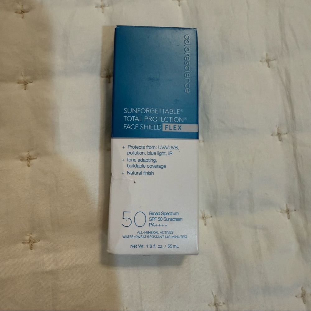 Colorescience Sunforgettable Face Shield Flex SPF 50 - Blue and White